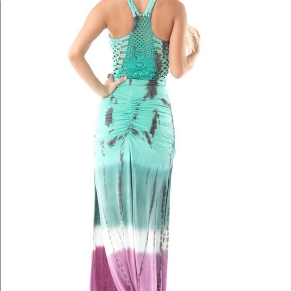 🚨ISO🚨 Sky Larke Maxi Dress 👗 in green PLZ HELP - Picture 2 of 3